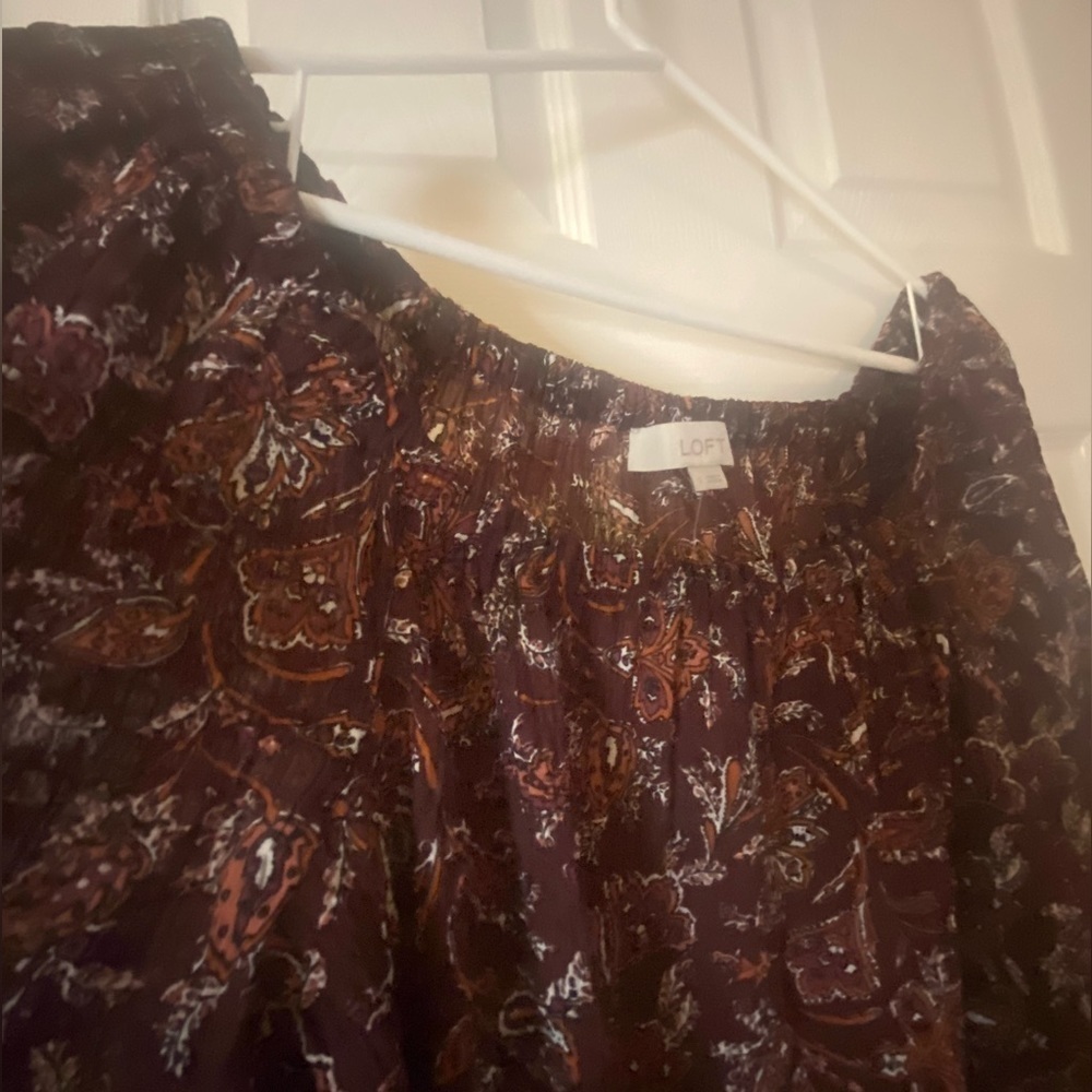 NWT Loft by Ann Taylor Chiffon Floral Long Sleeve Blouse size Small - Picture 3 of 8